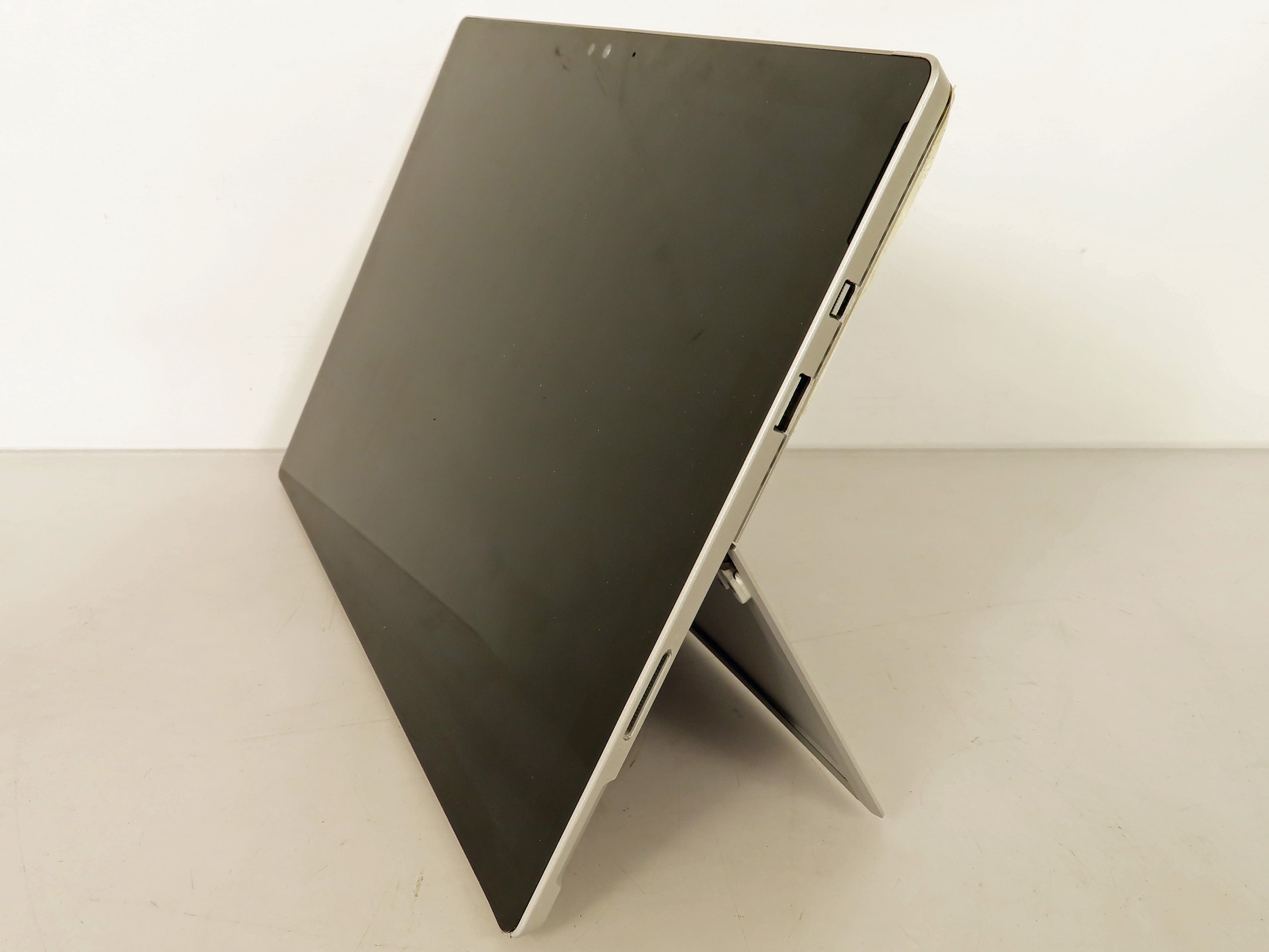 Microsoft Surface Pro 4 i5 8GB 256GB Windows 11 *Magnetic Keyboard Not Working*
