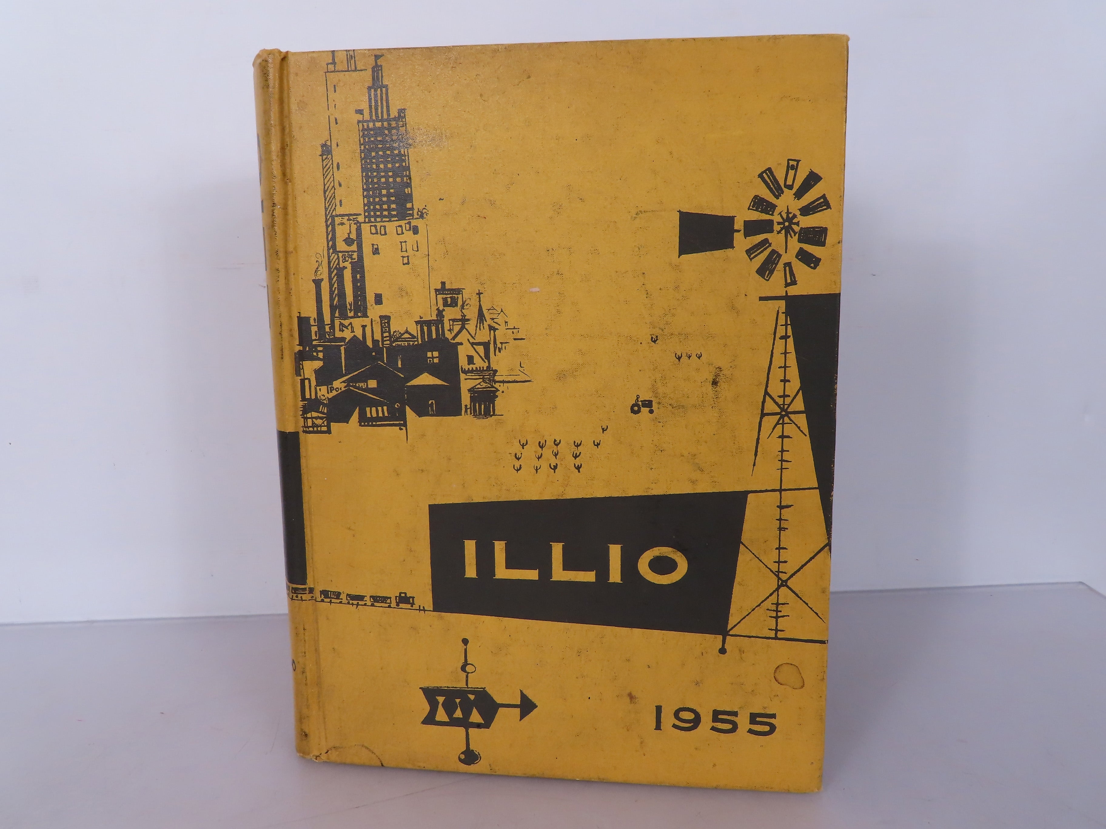 Illio 1955 Yearbook The University of Illinois