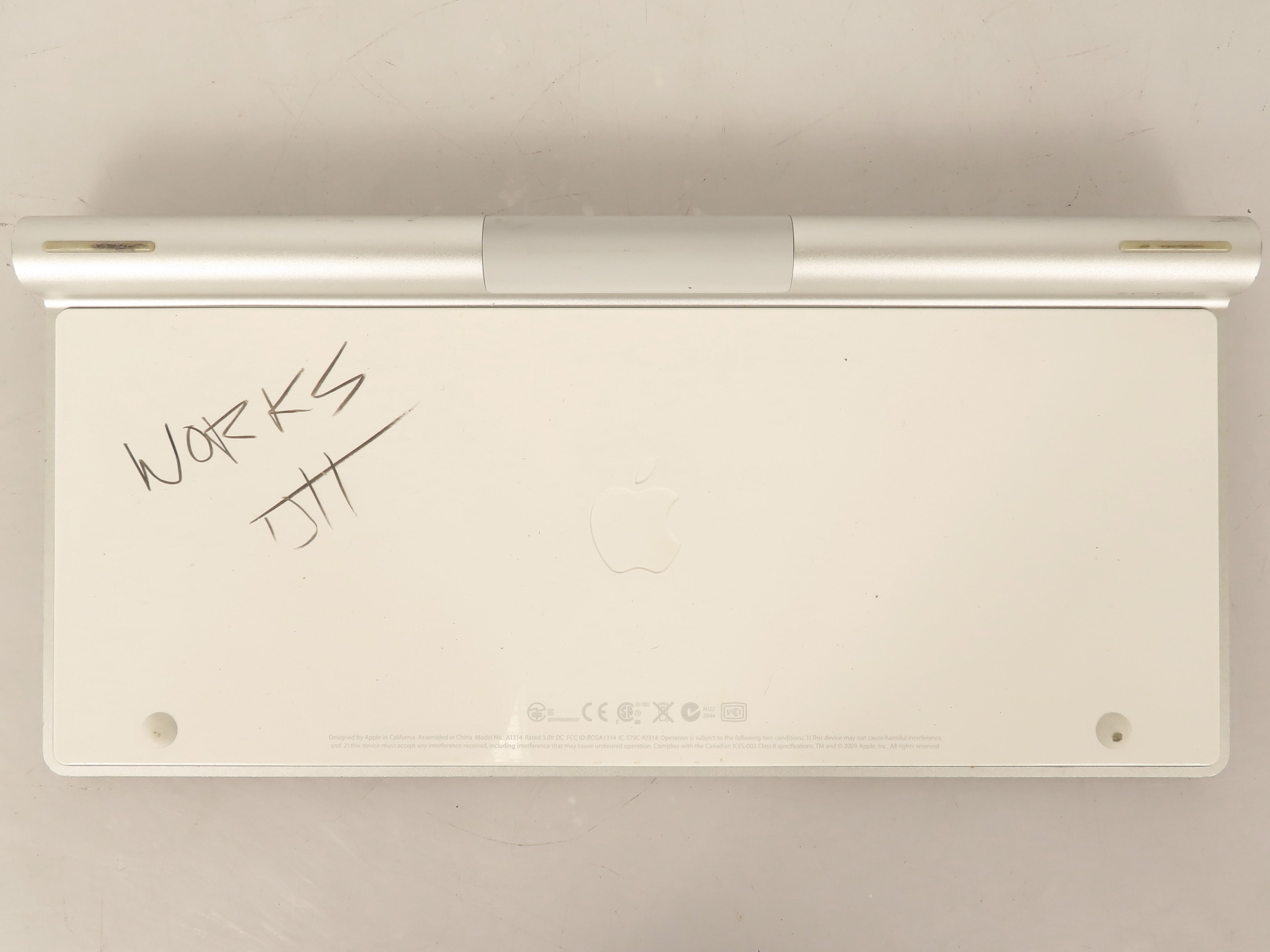 Apple A1314 Silver Wireless Keyboard