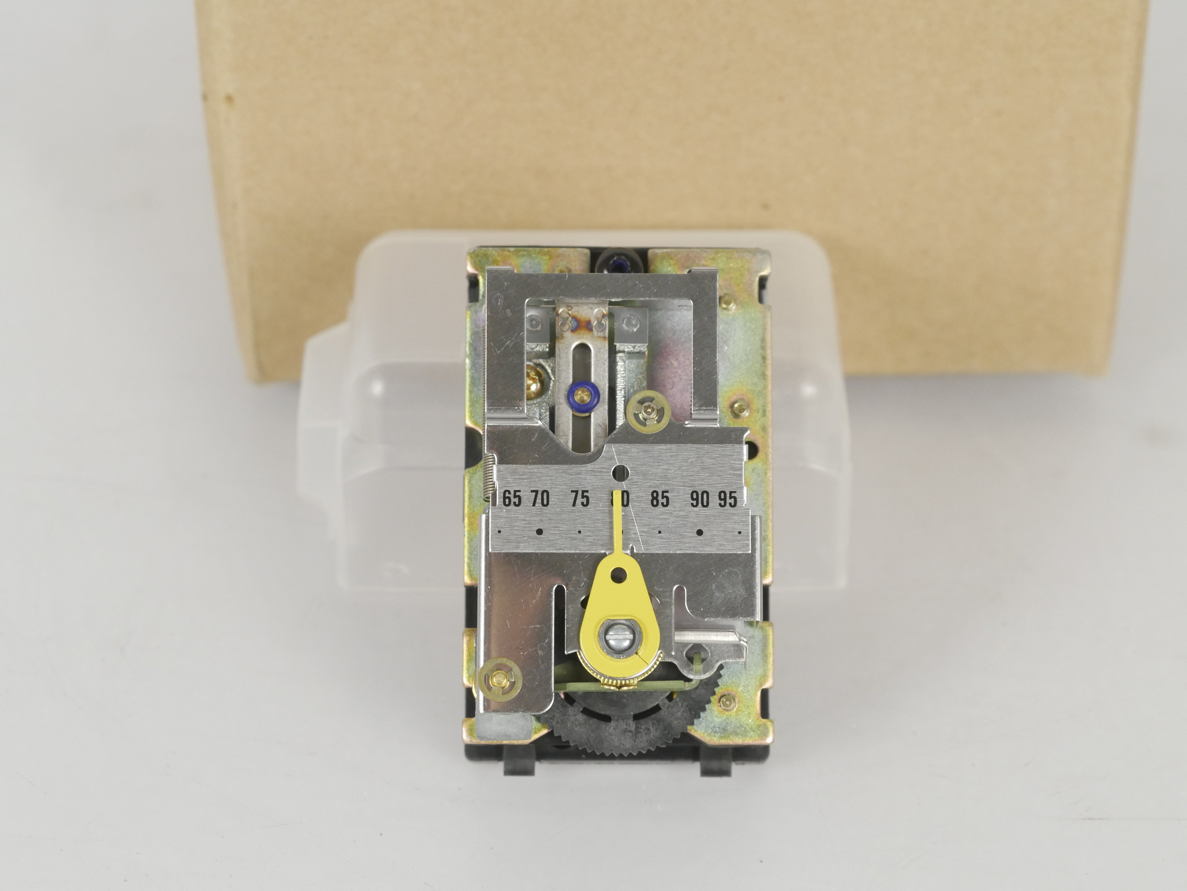 Honeywell HP970B 10154 Reverse Acting Pneumatic Space Humidistat